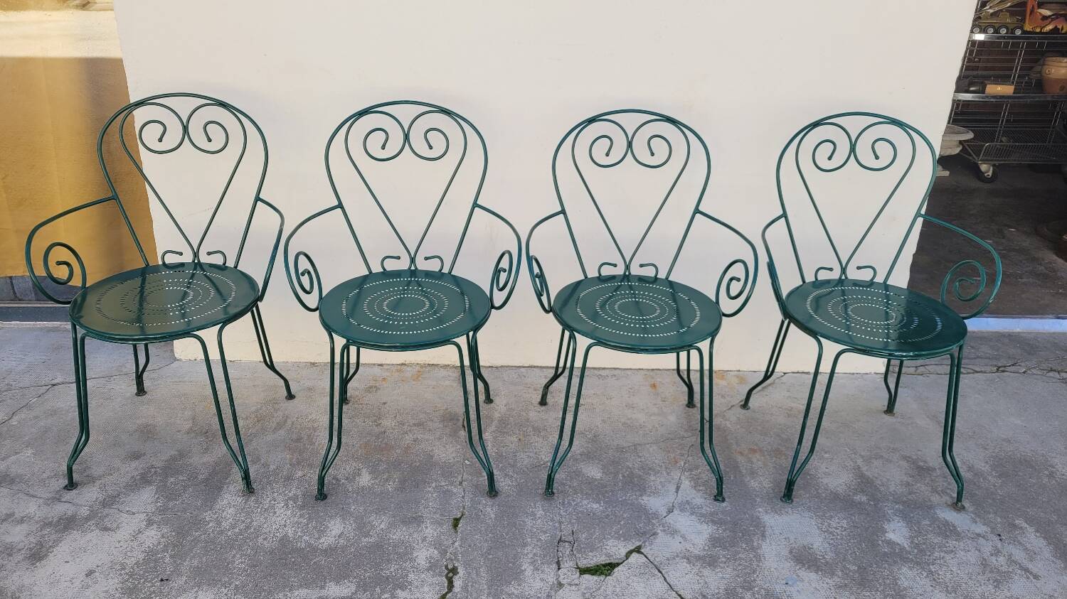 Série de 4 fauteuils de Jardin Fermob en fer ancien