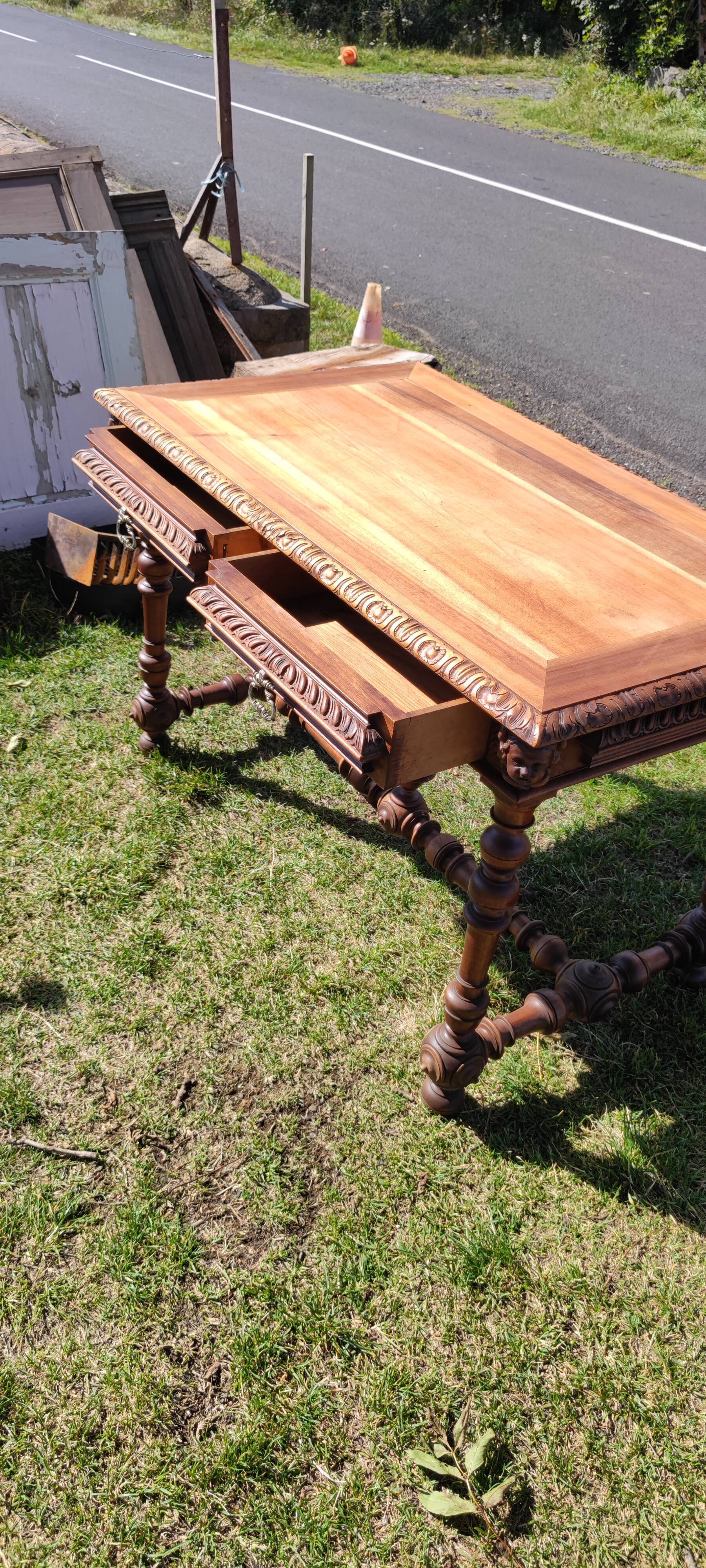 Renaissance office 1900