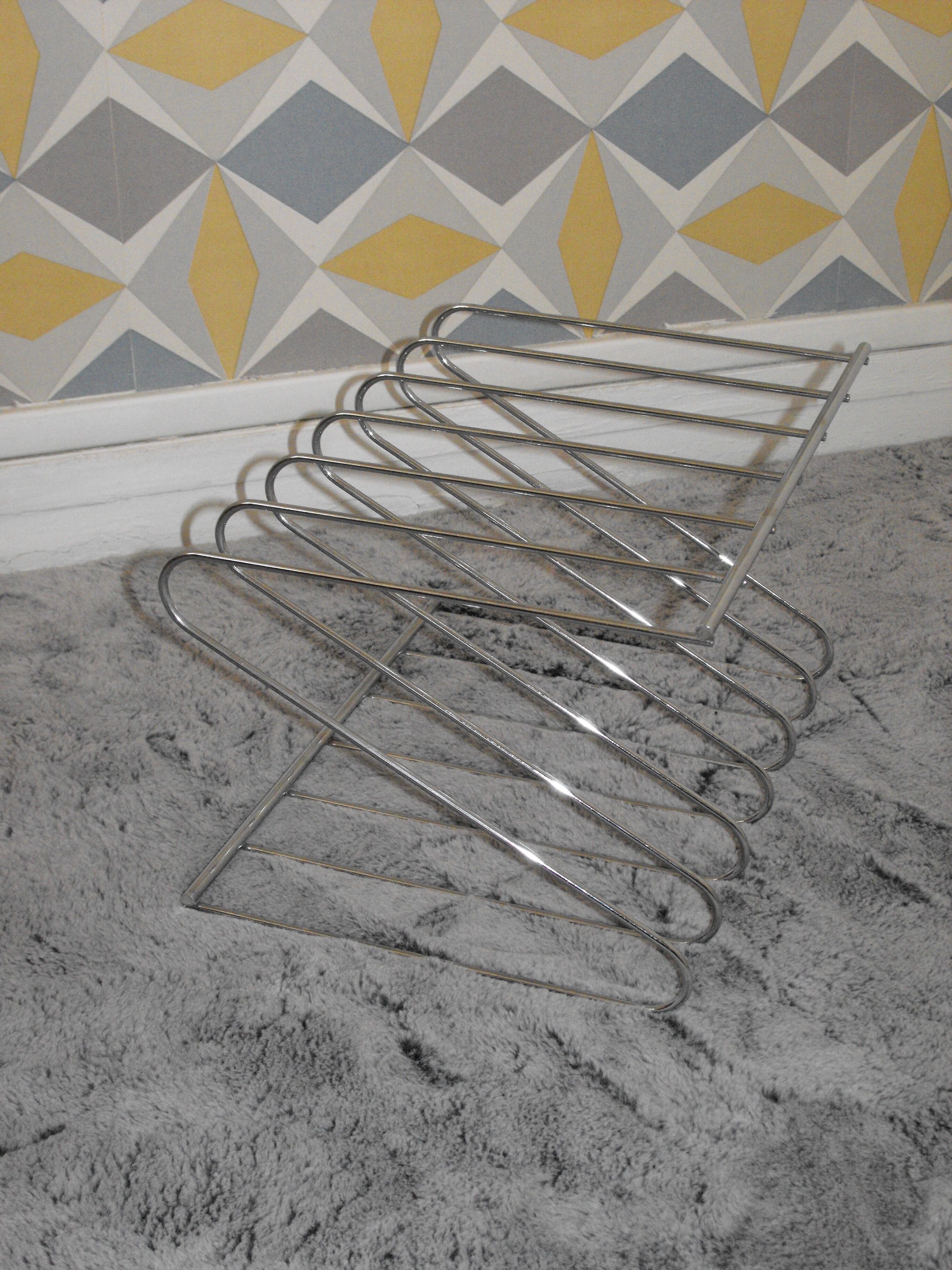 Chrom metal magazine rack 1970