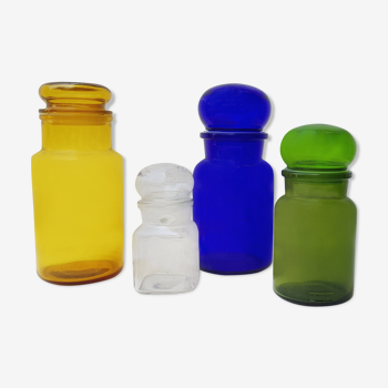 Quatuor de bocaux en verre 4 couleurs des années 70