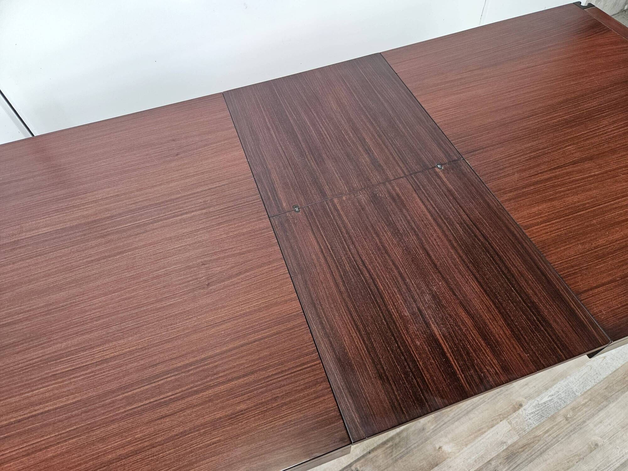 4D extendable dining table by Angelo Mangiarotti for Molteni, 1970