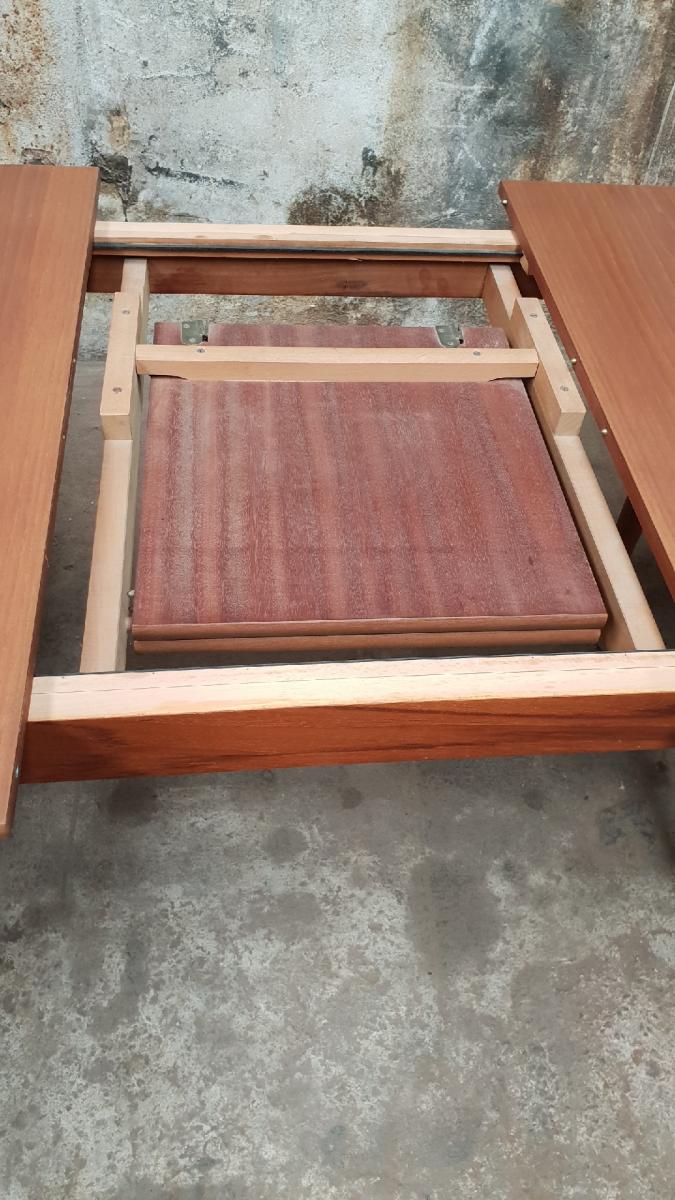 Scandinavian table extansible