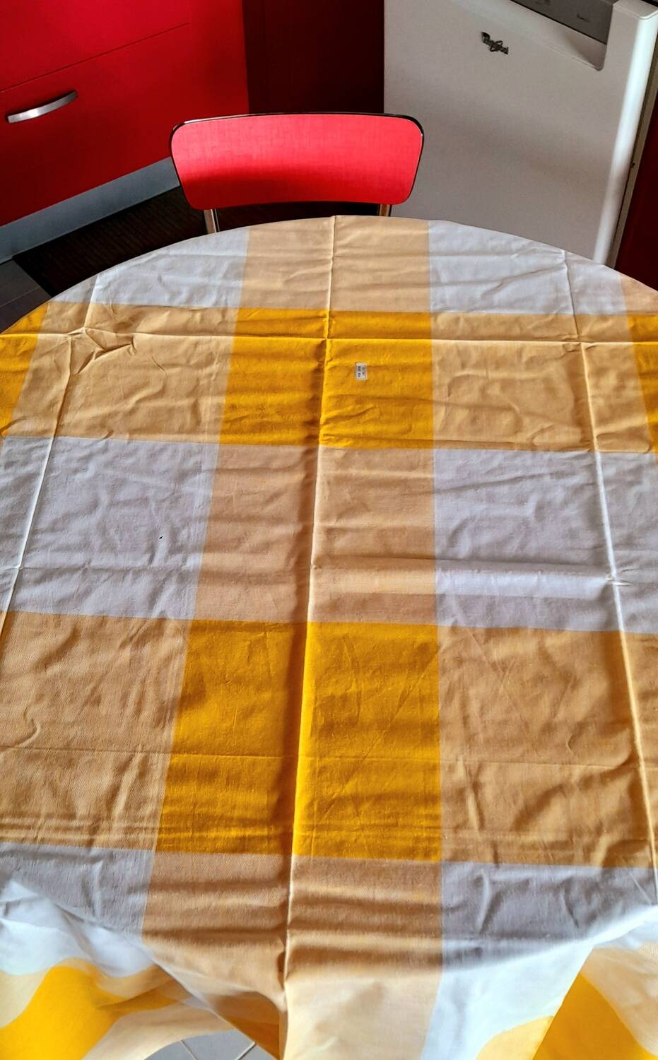 Rectangular checkered tablecloth 60s