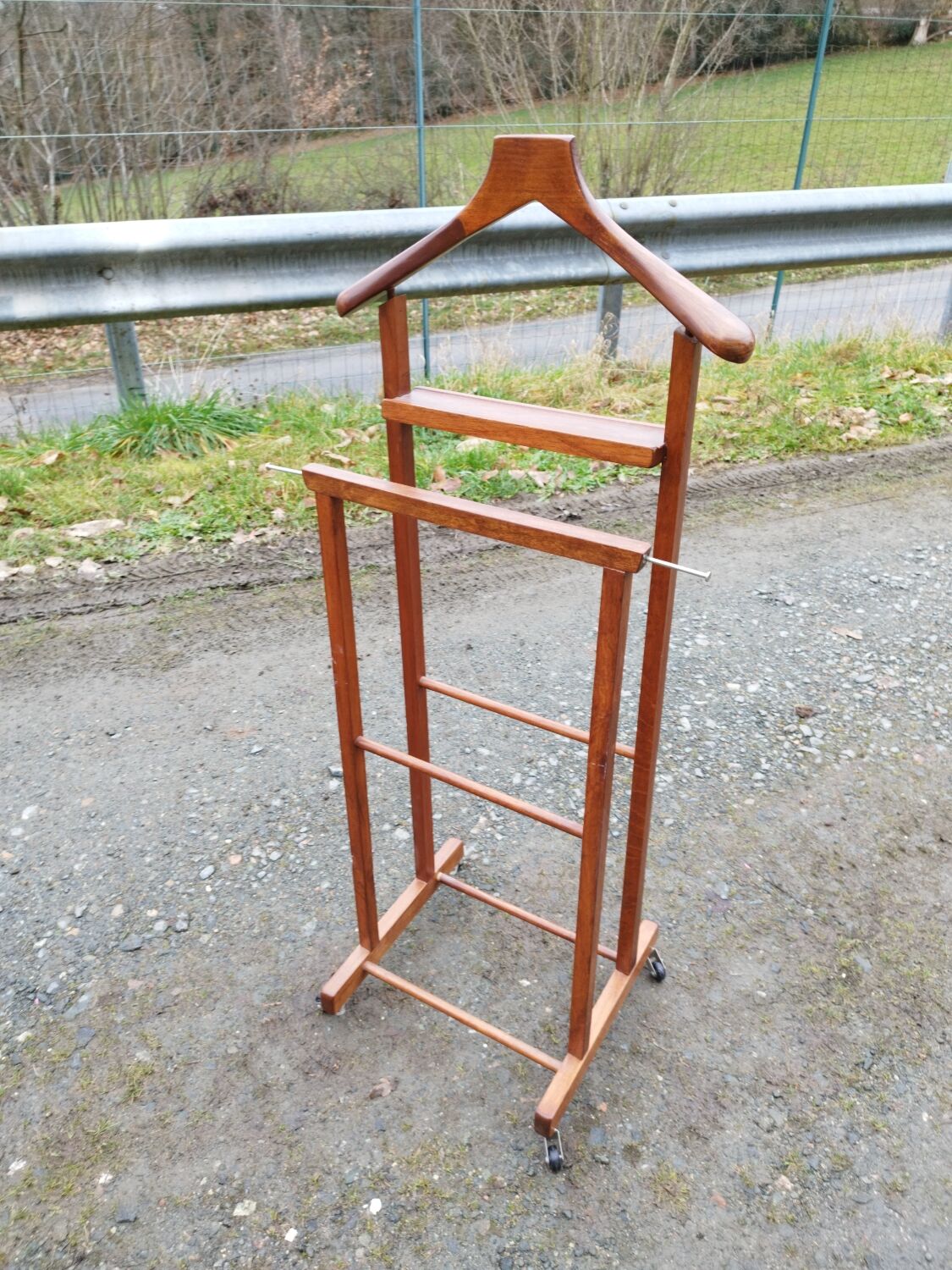 Double wooden night valet