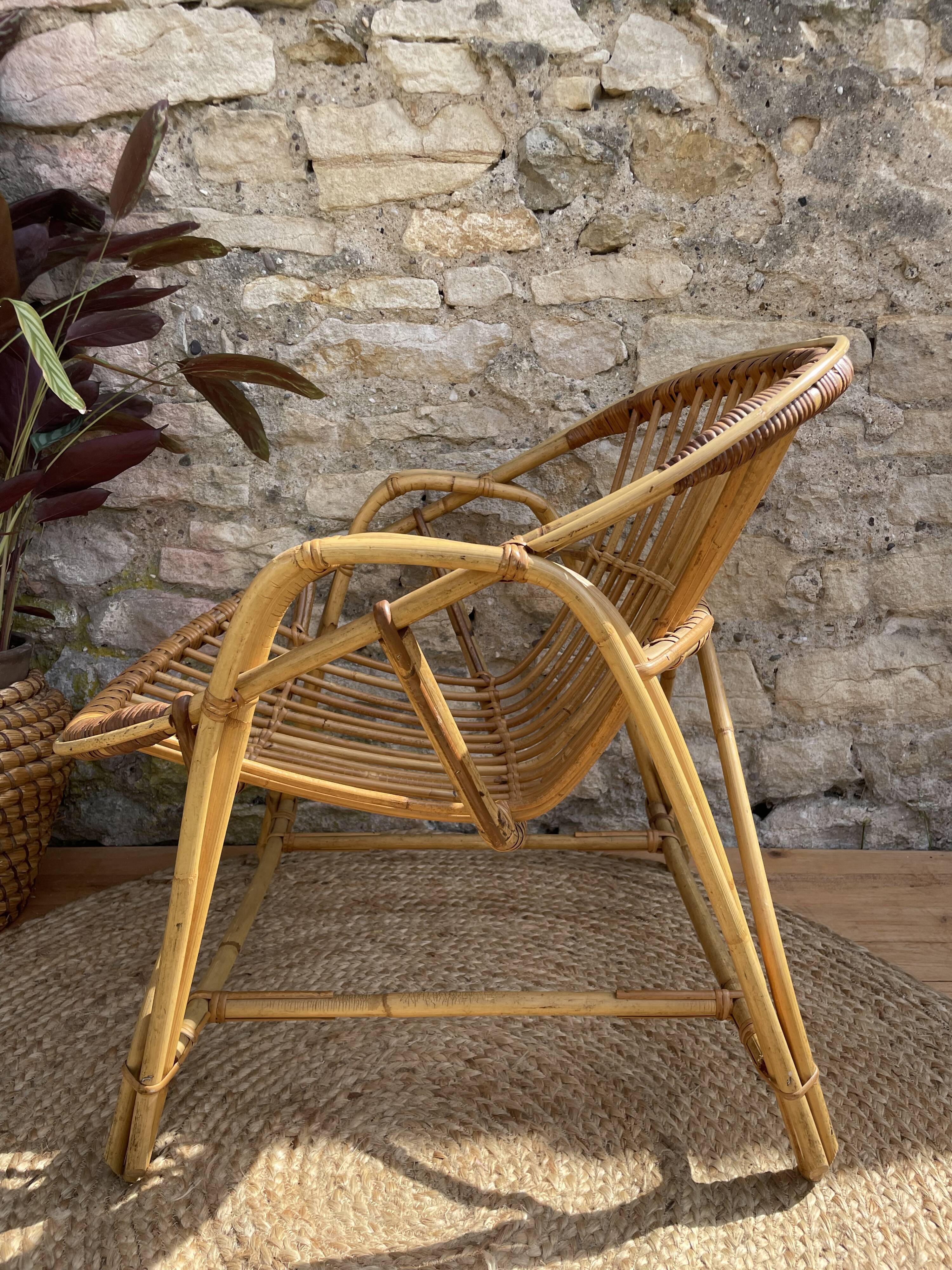 Rattan basket chair