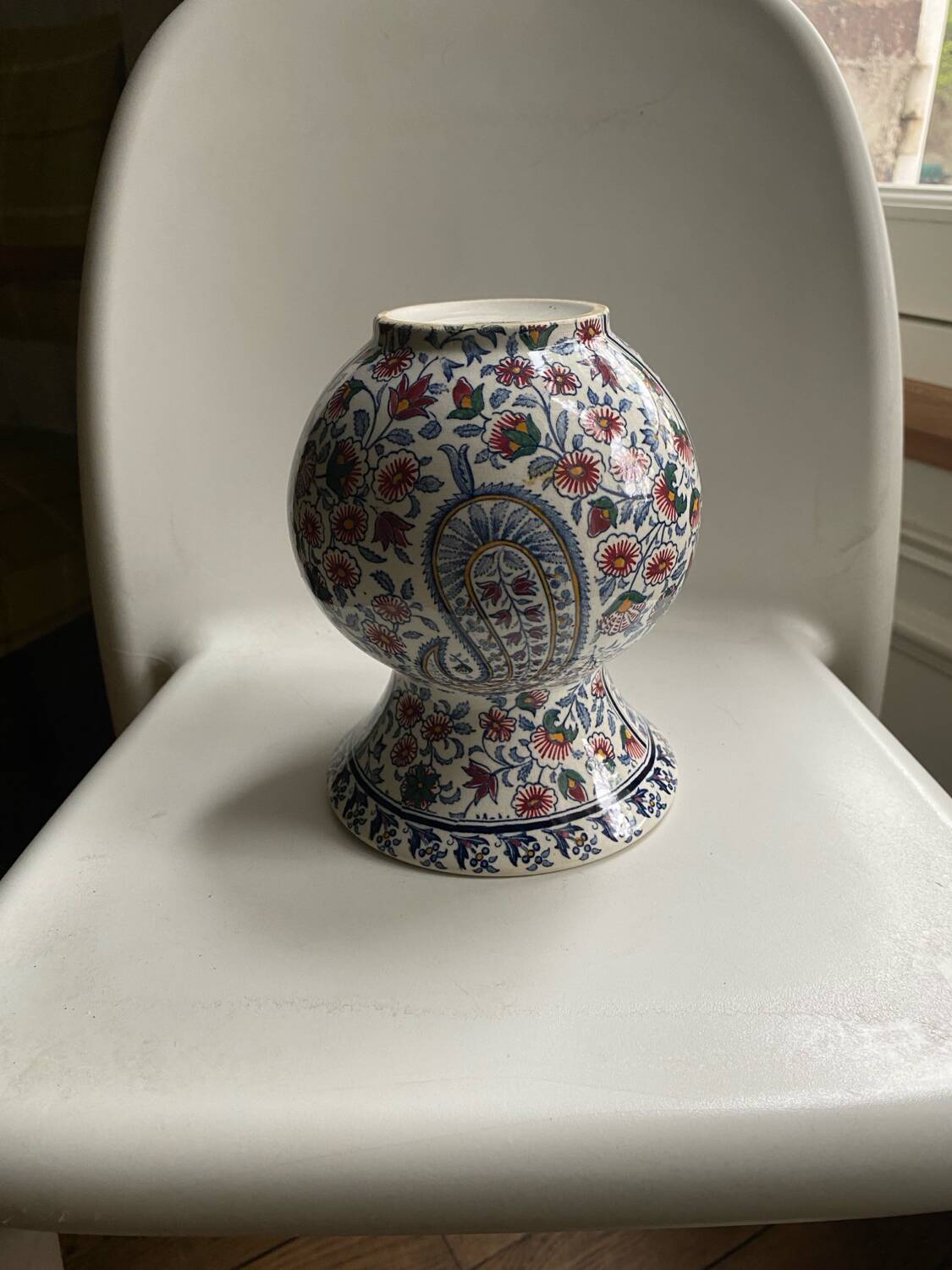 Antique Gien cashmere vase