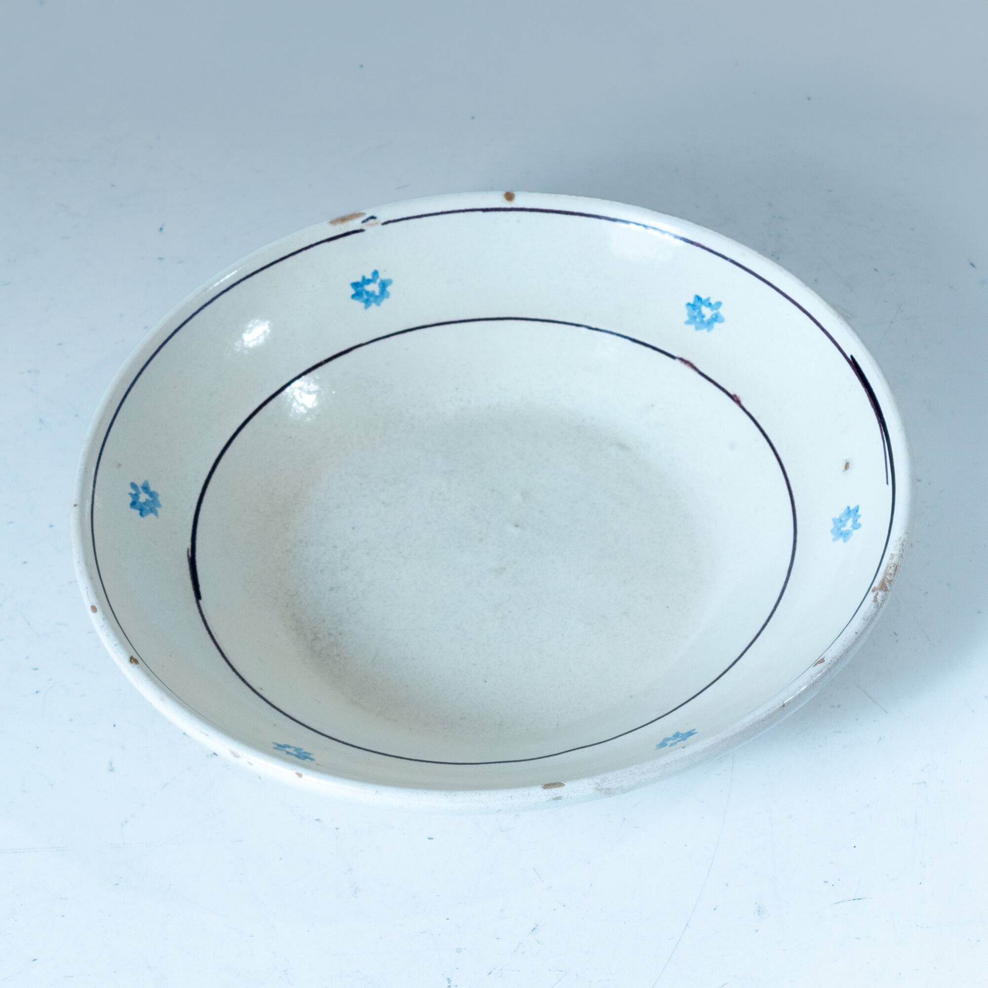 Antique Handmade Ceramic Plates, Set of Three, Italy 1900 circa