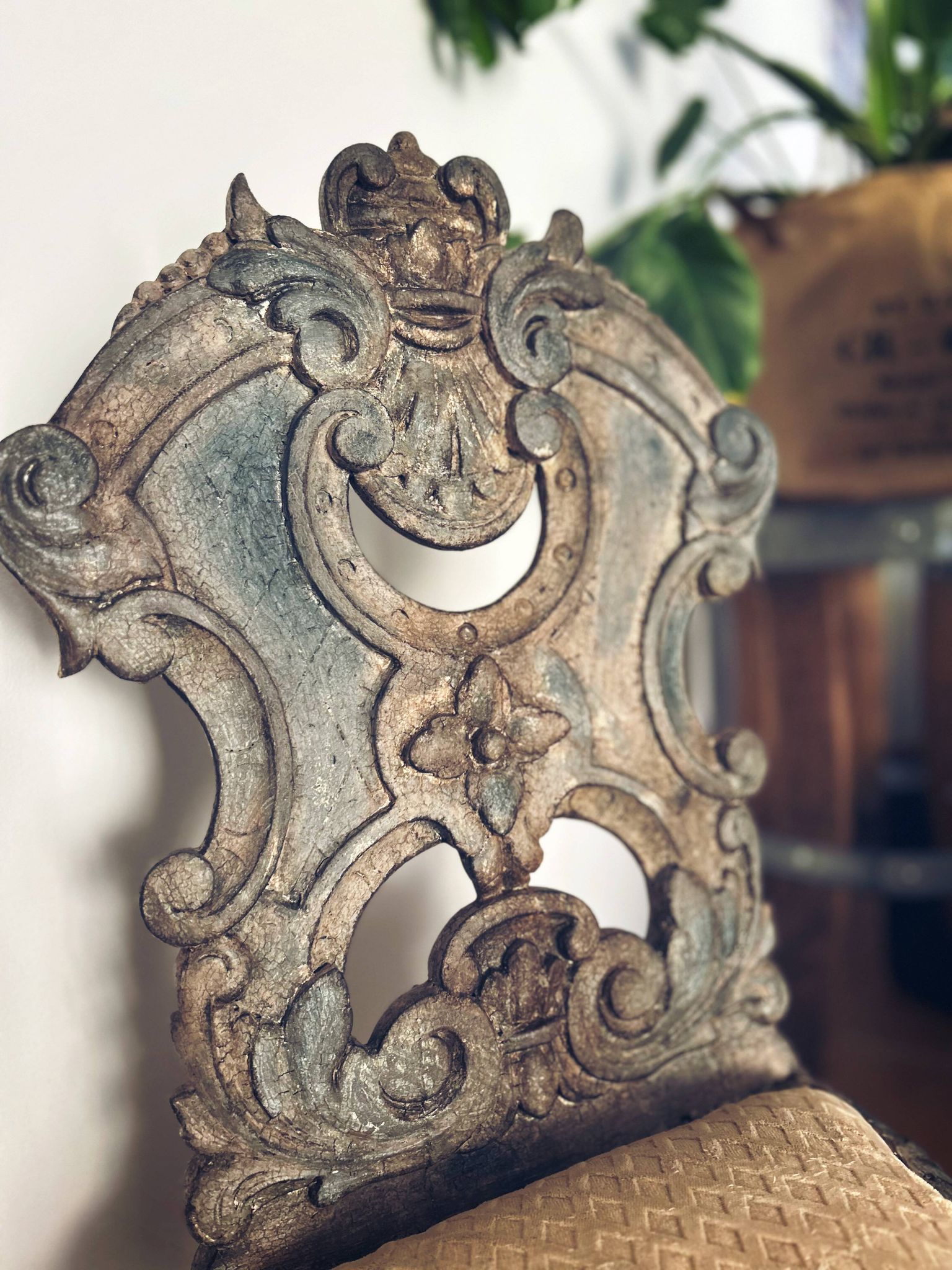Pair of Louis XIII style chairs in patinated solid oak – piece