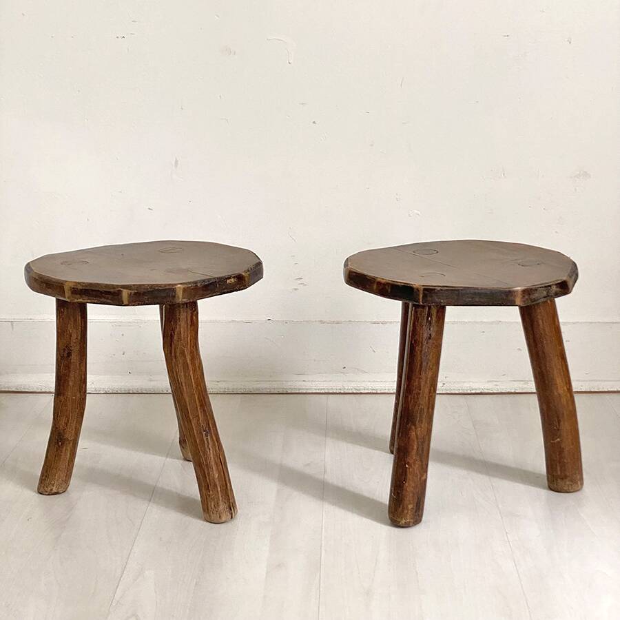 Paire de petits tabourets tripod brutaliste 50's
