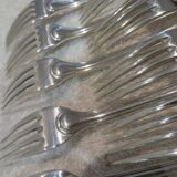 12 silver plated dessert forks, goldsmith Frionnet shell 18.3cm