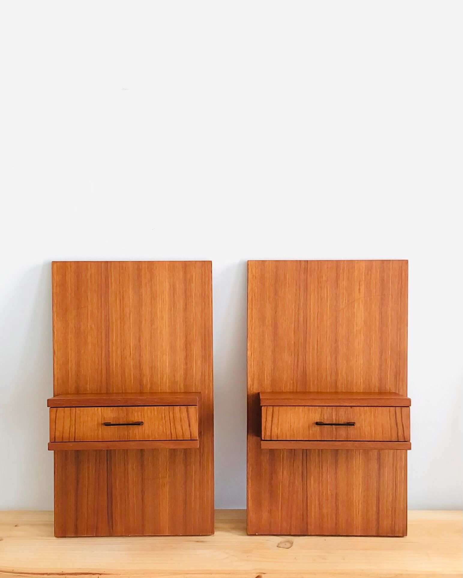 Pair of steak bedside Brissac