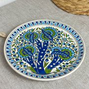Assiette en majolique, Rodos