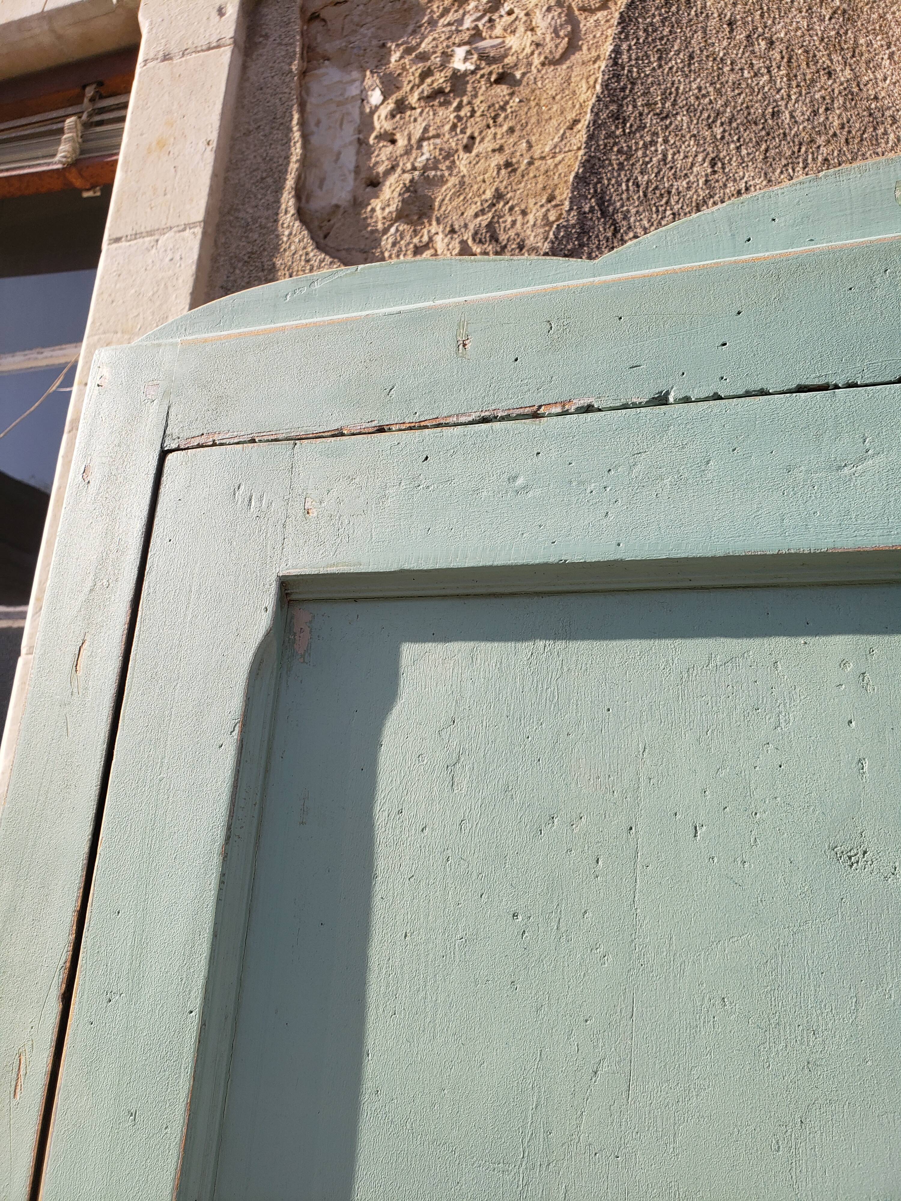 Parisian wardrobe patina ancient mint