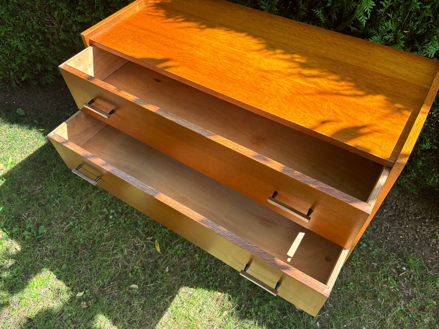 Commode vintage