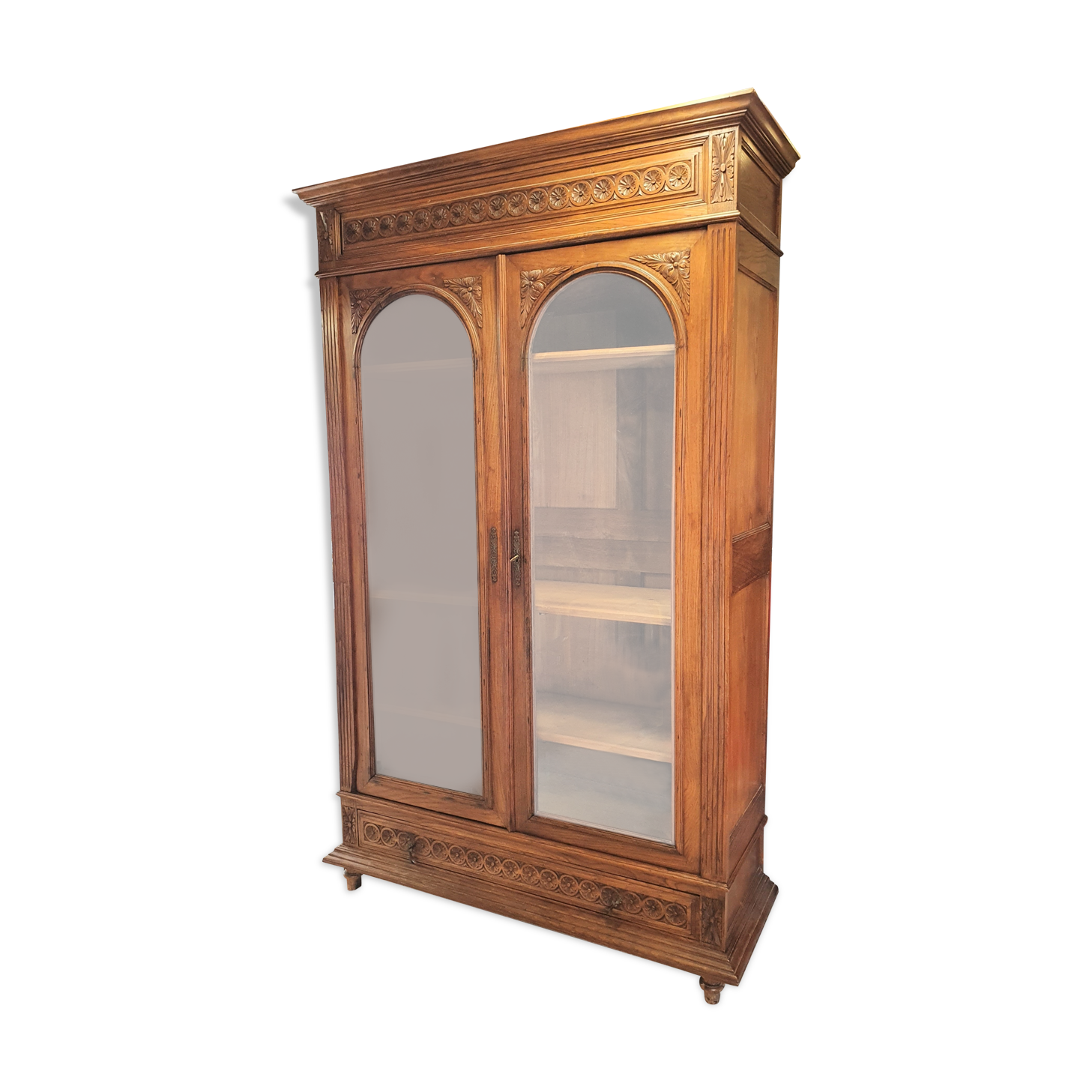 Glass cabinet
