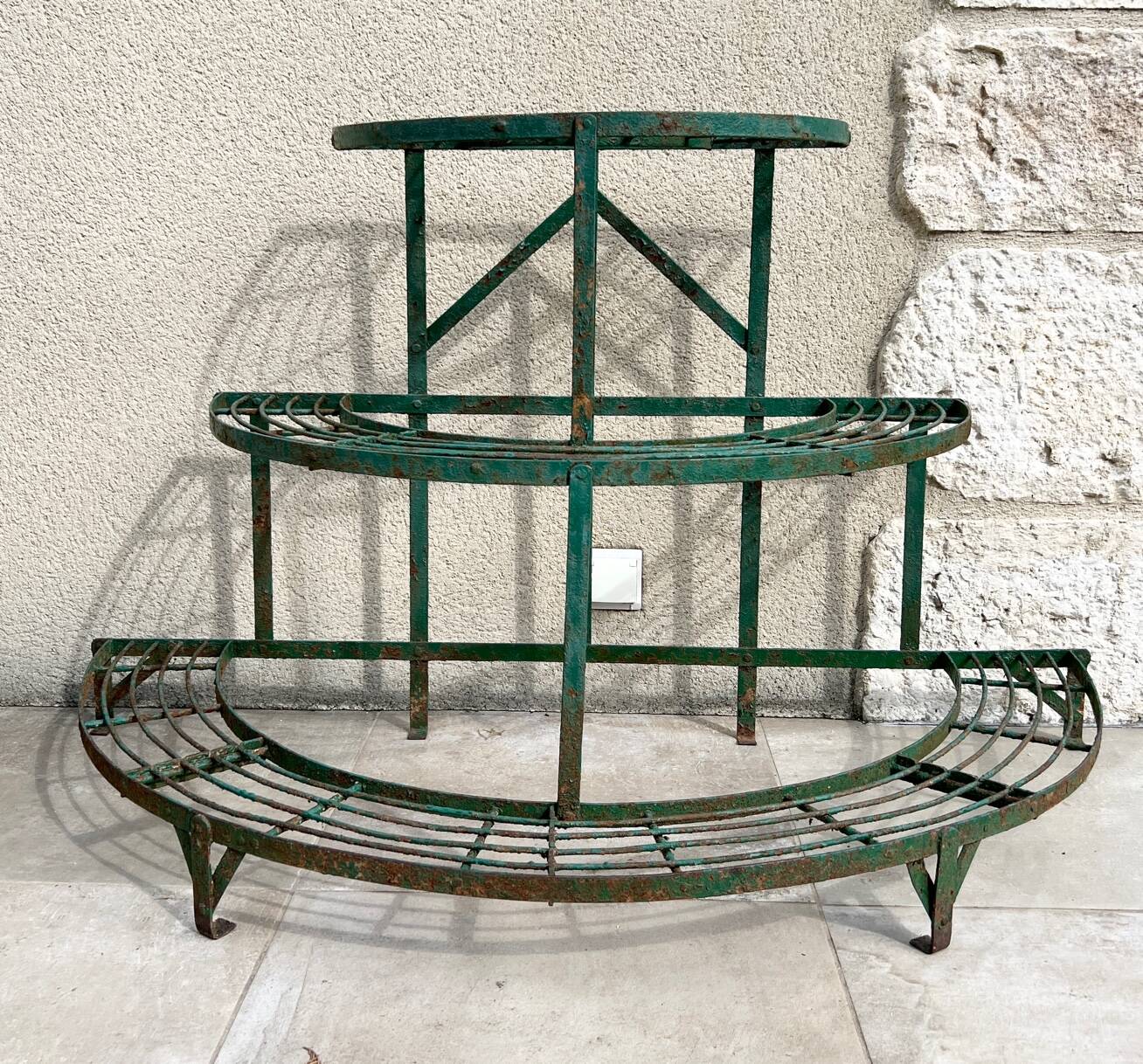 Half-moon plant holder in green wrought iron 1930