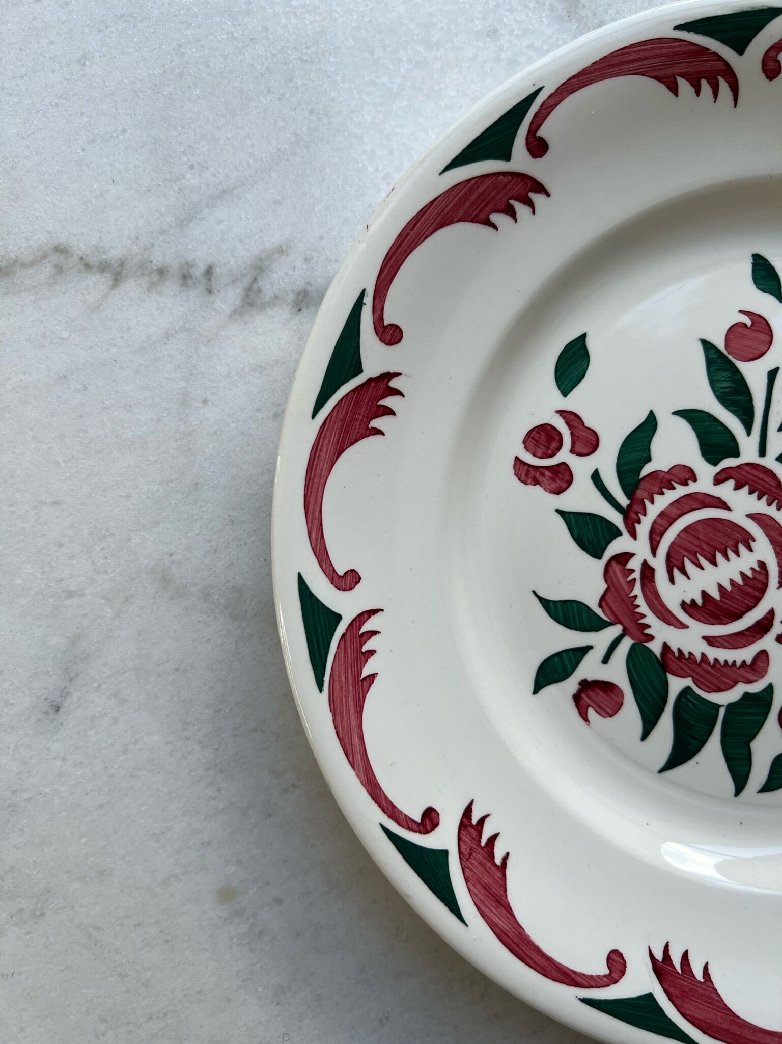 4 plates Longwy France