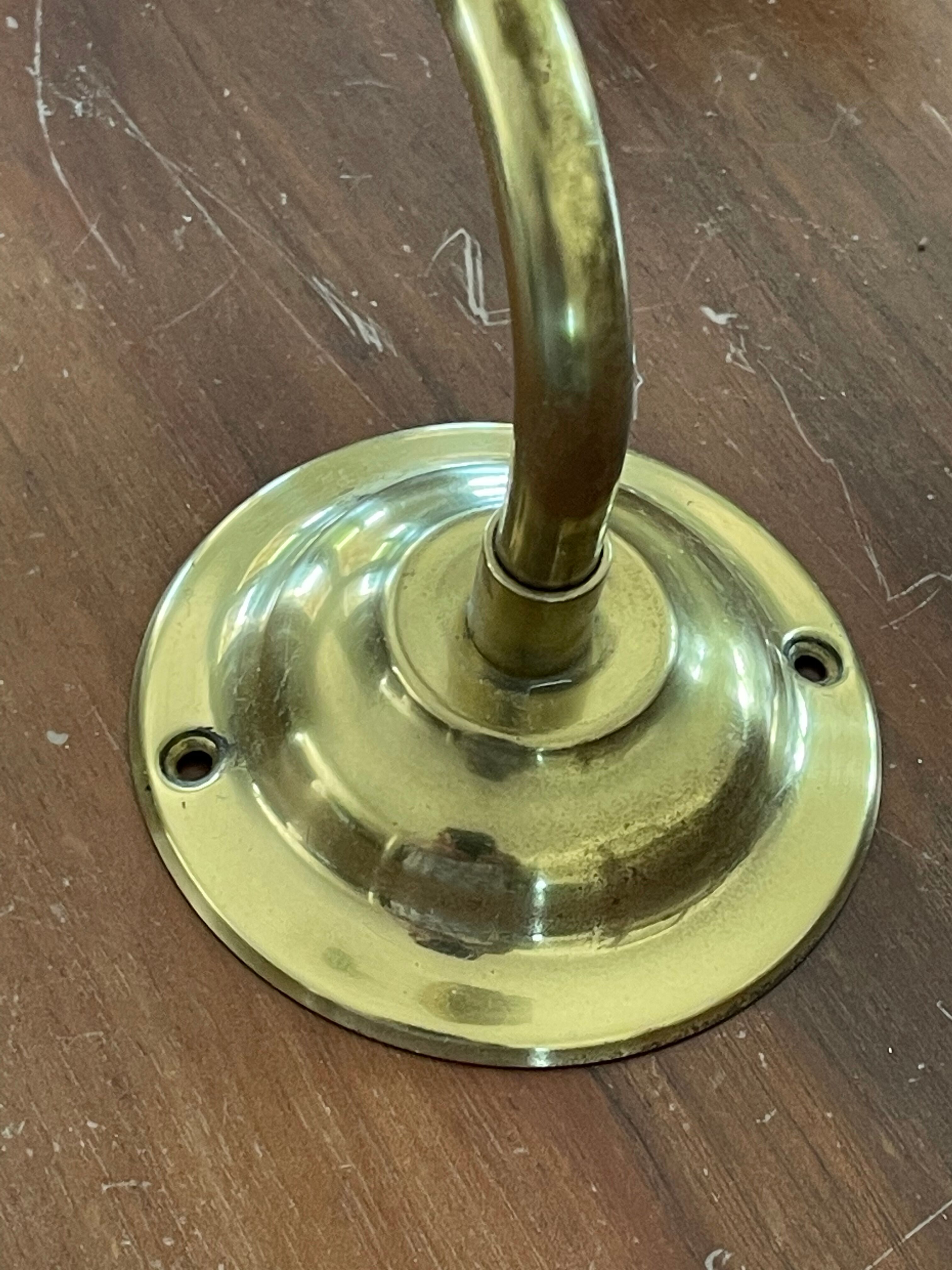 Vintage brass gooseneck wall lamp