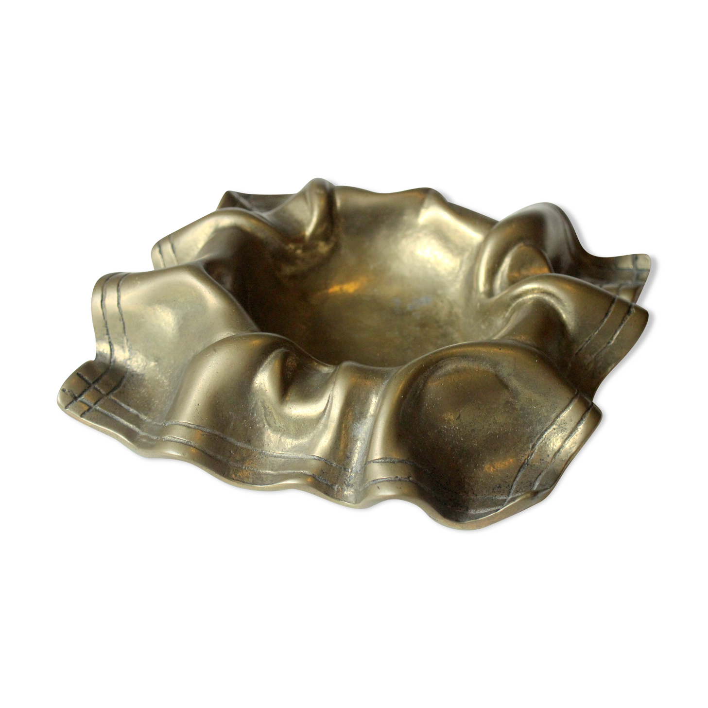 Solid brass ashtray, vintage from the 1950s