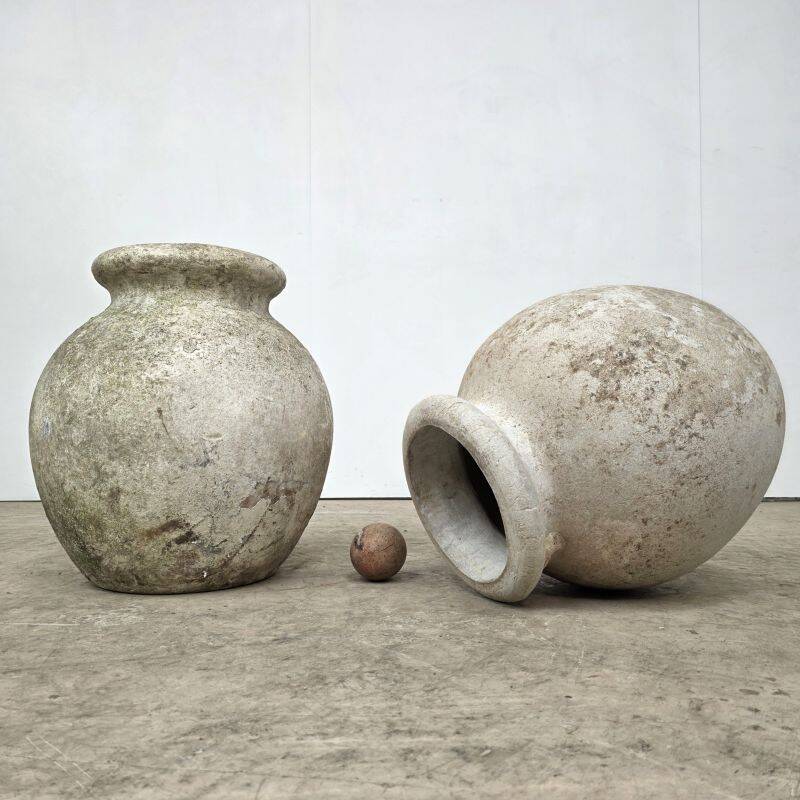 Beautiful pair of large garden pots by Willy Guhl.