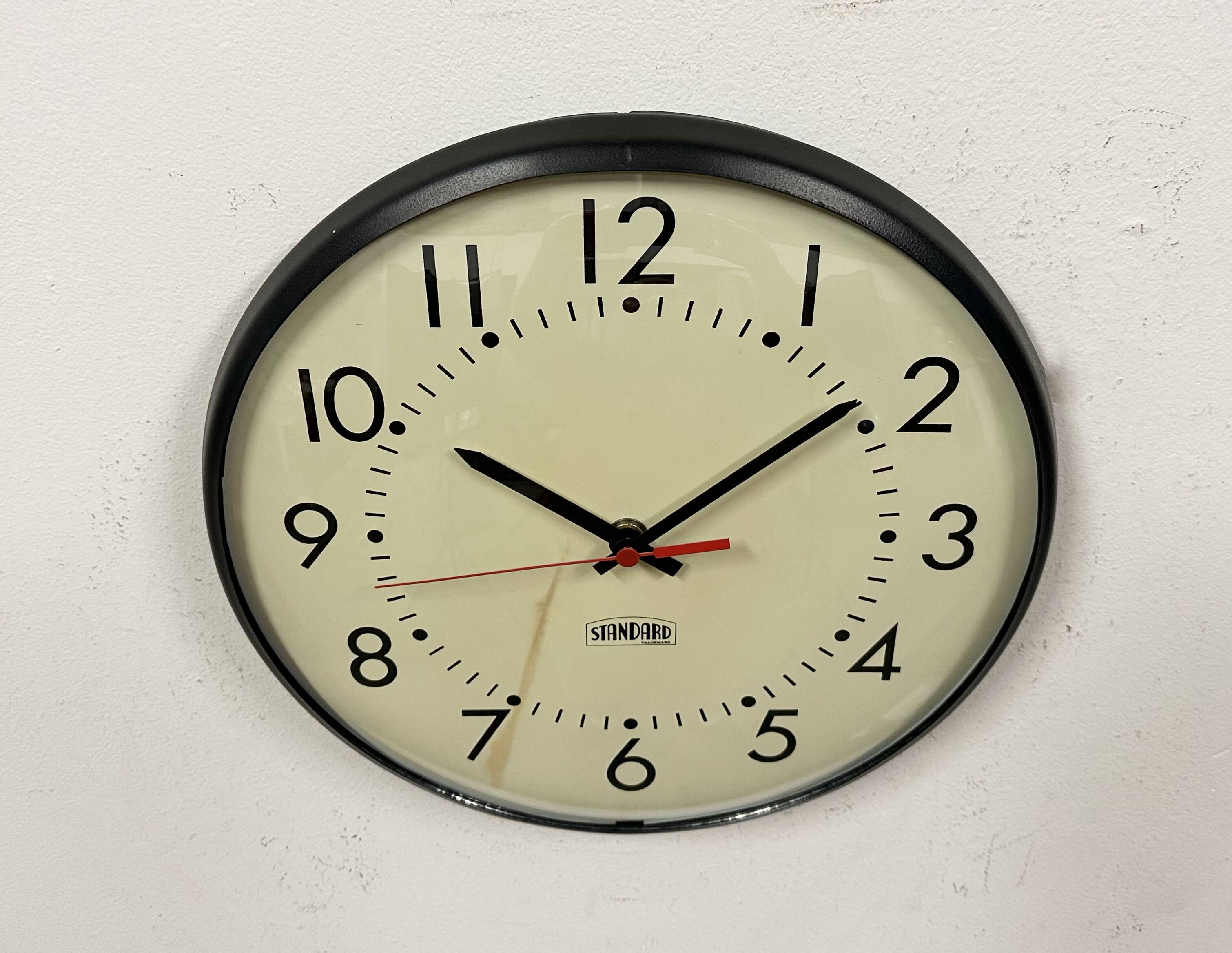 Vintage school wall clock from standard electric, 1980s