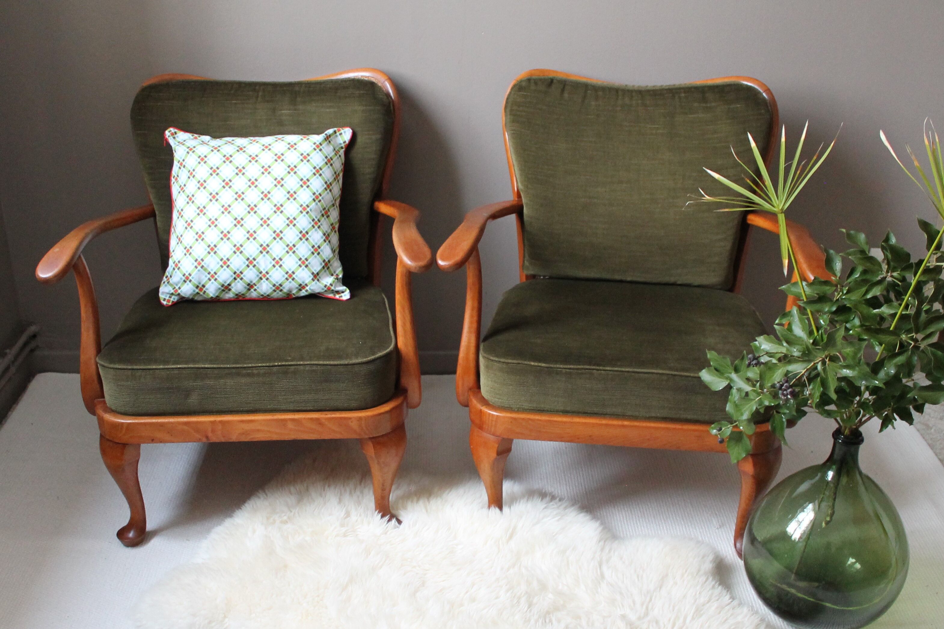 Pair English Chair nineteenth Chippendale style