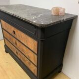 Old marbled chest of drawers restyled
