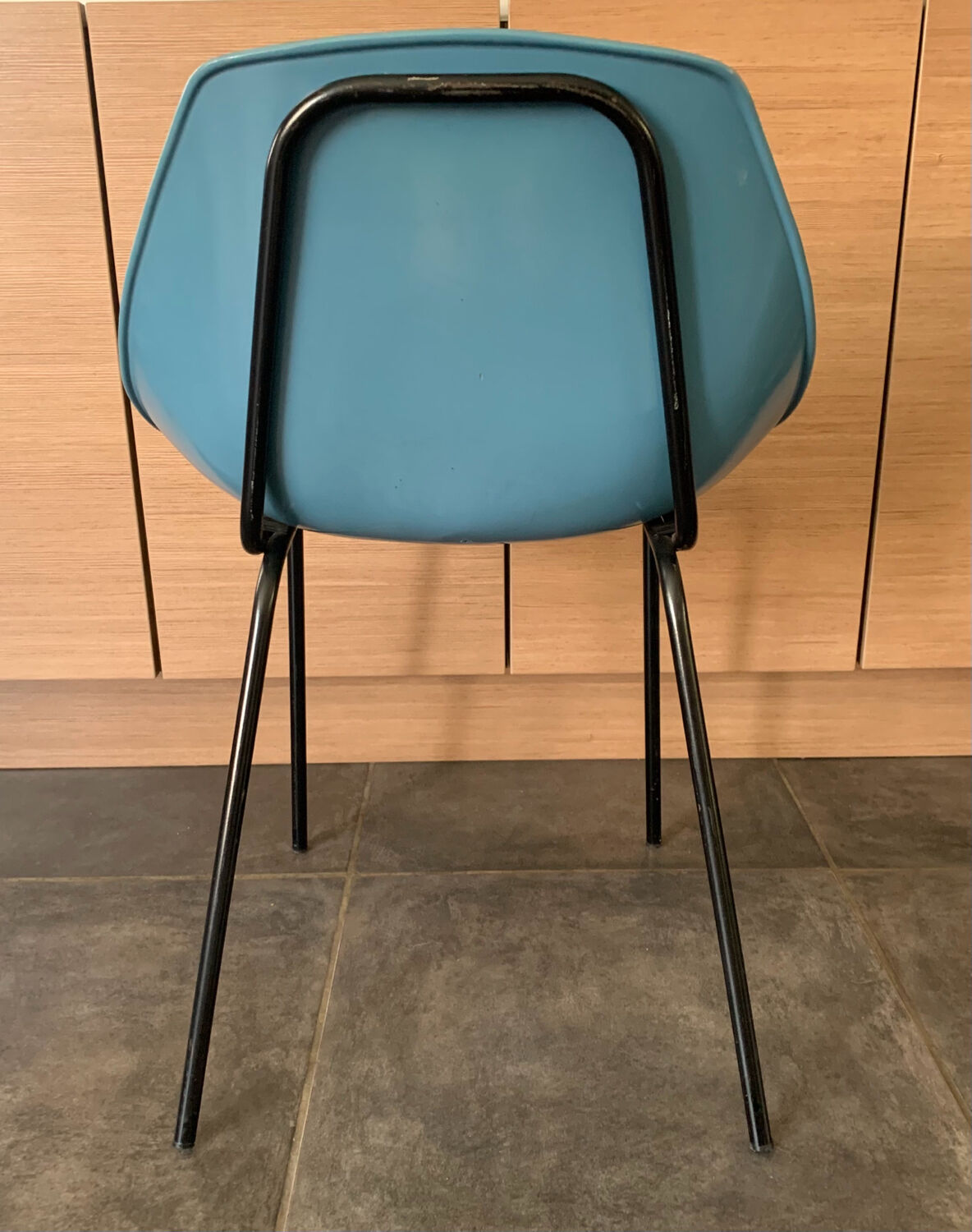 Pierre Guariche Meurop shell chair