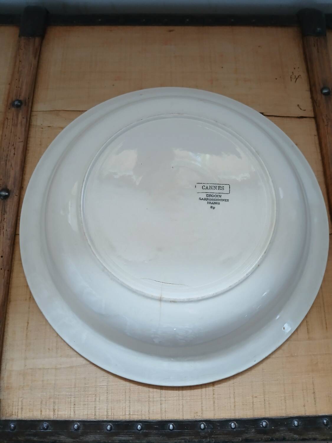 Old Digoin and Sarreguemines dish, "Cannes" model