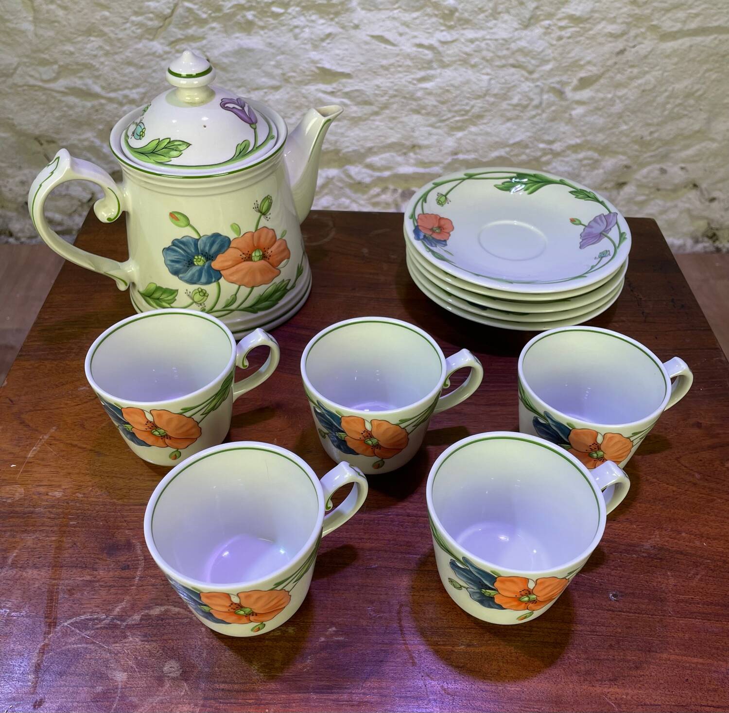 Villeroy and Boch tea service Amapola model