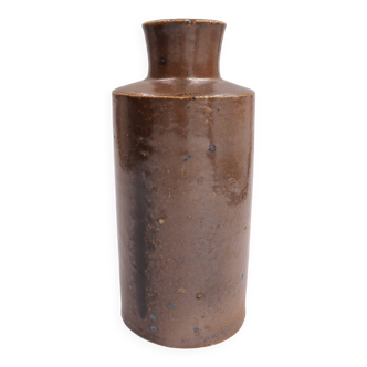 Vase marron en grès
