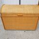 Coffre vintage rotin