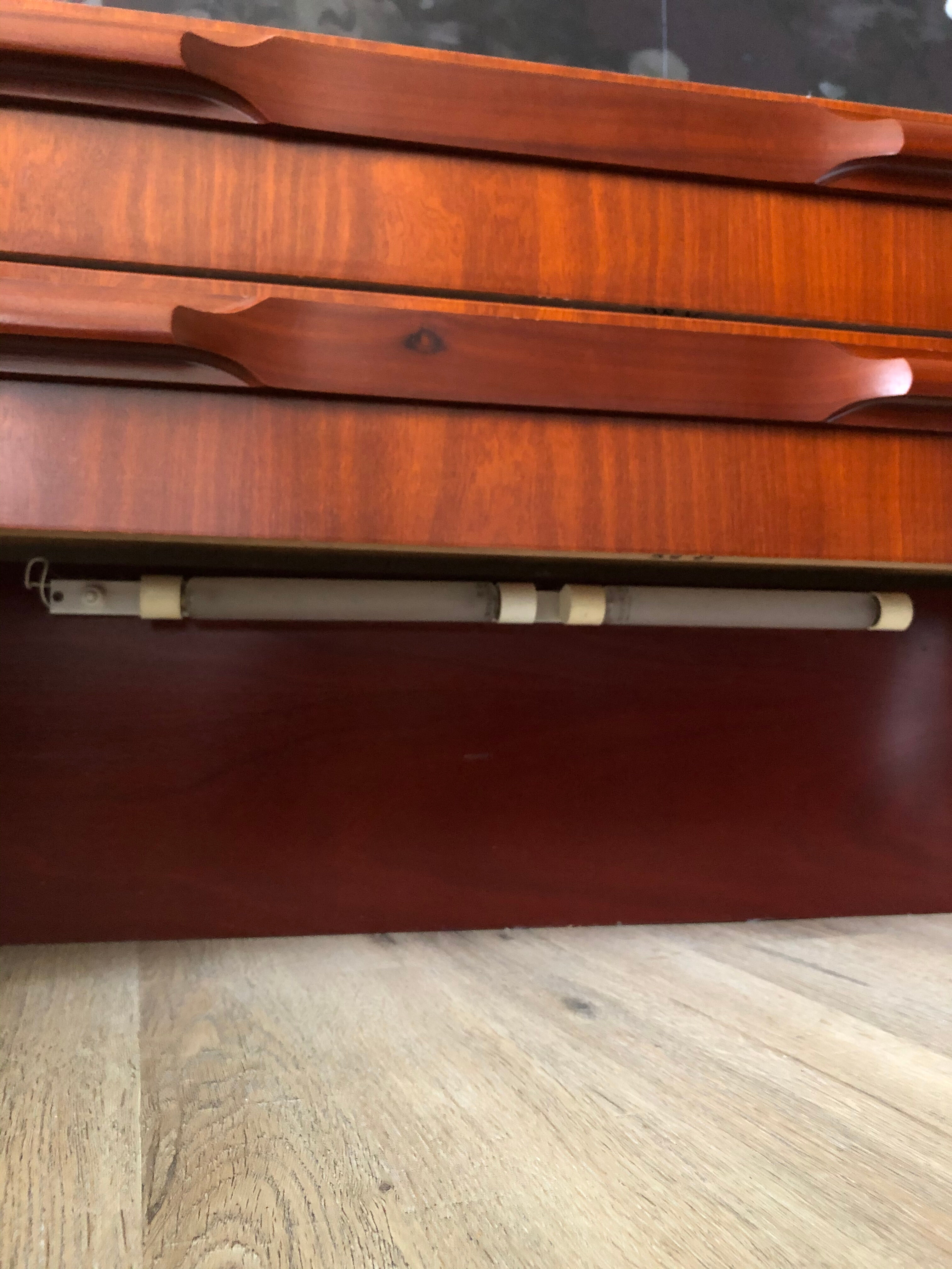 Dresser of the 70s