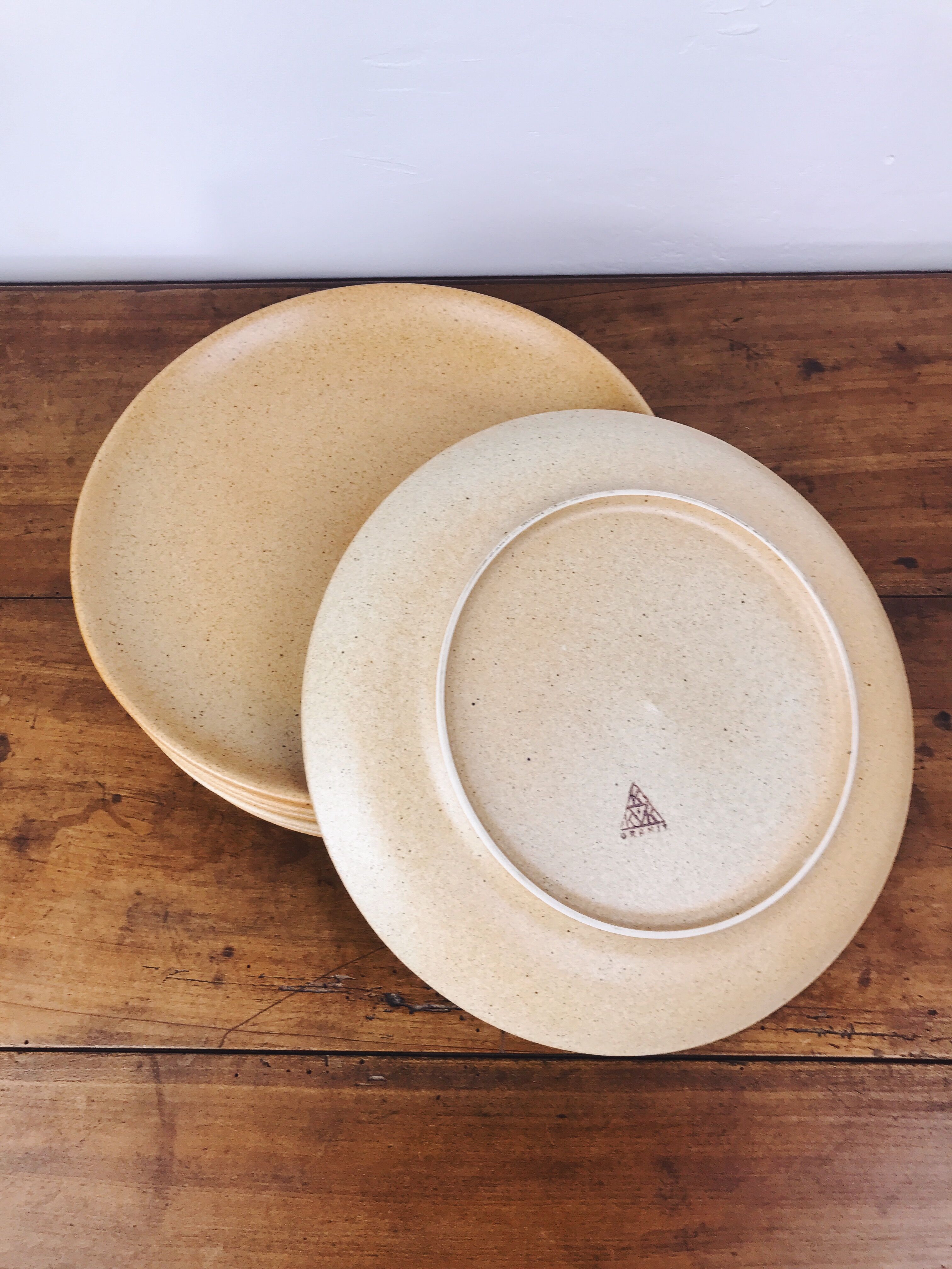 Lot de 6 assiettes en grès - Marque Granit
