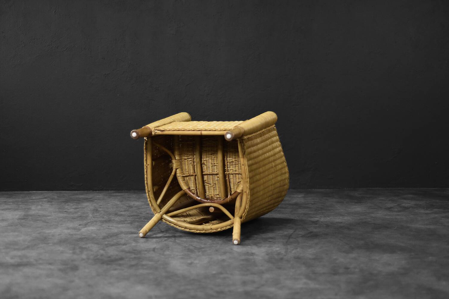 Vintage Mid-Century Italian Modern Boho Rattan Barrel Chair, 1970s