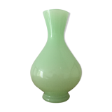Vase Baccarat opaline