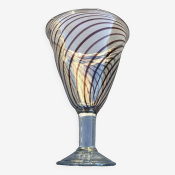 Vase en verre soufflé