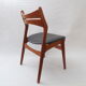Un lot de deux chaises danoises modele 310 d'Erik Buck, 1960