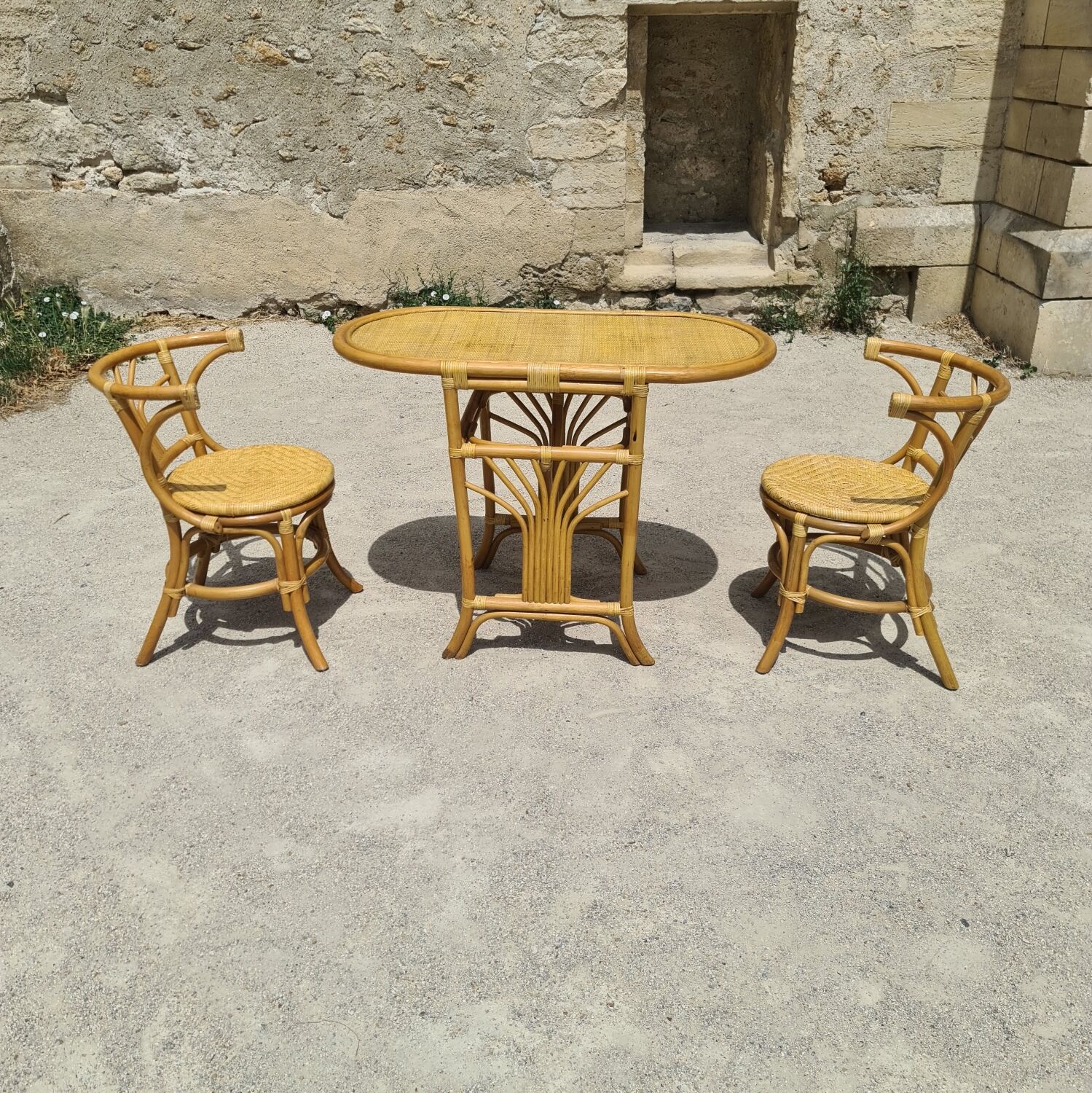 Table and chairs bistrot head to head rattan bamboo 1970