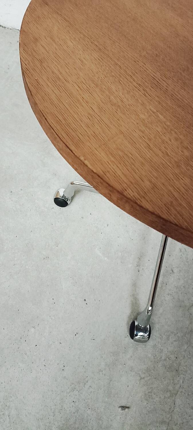 Hermann Miller table