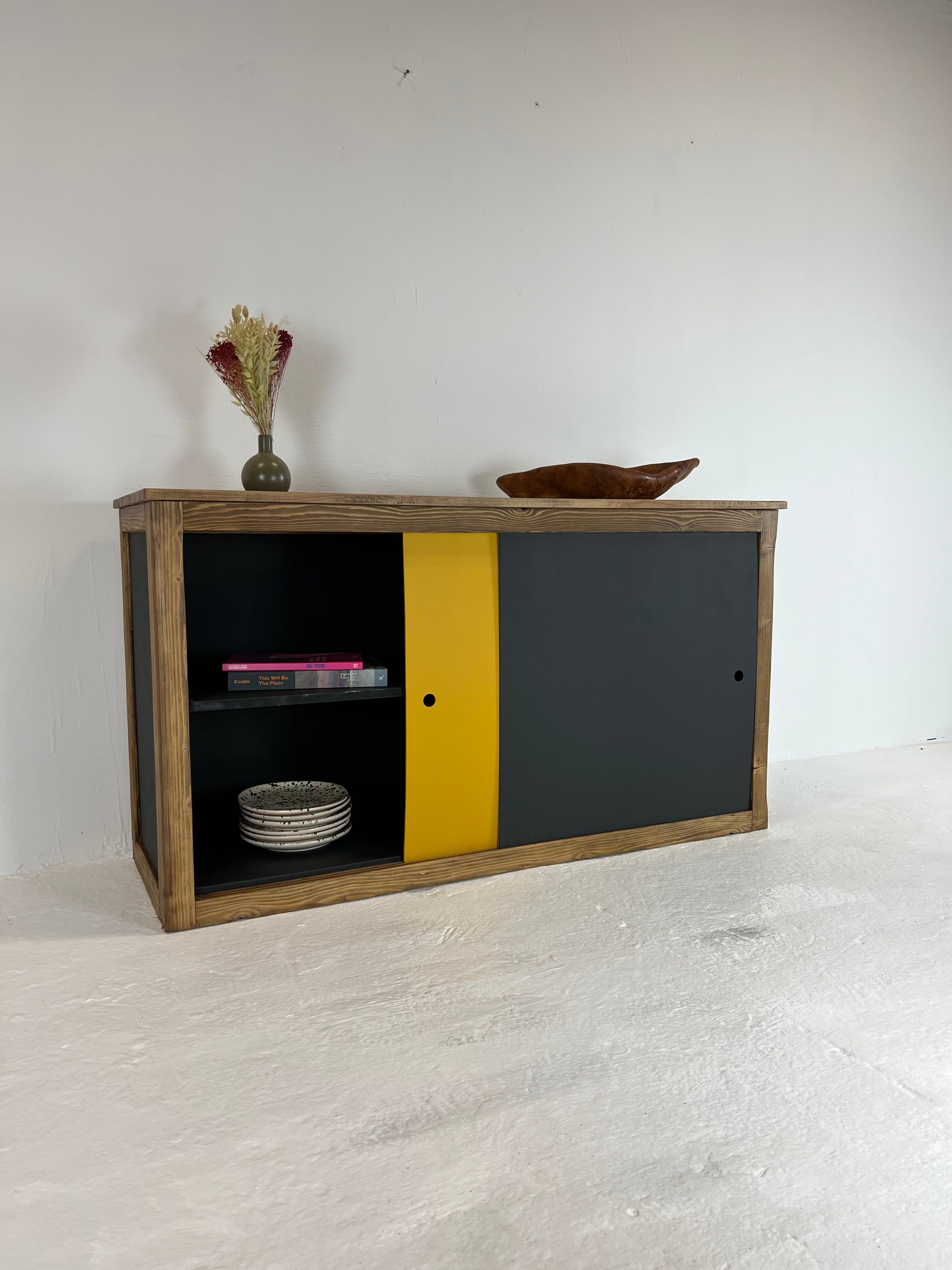 Yellow and black row with 2 sliding doors