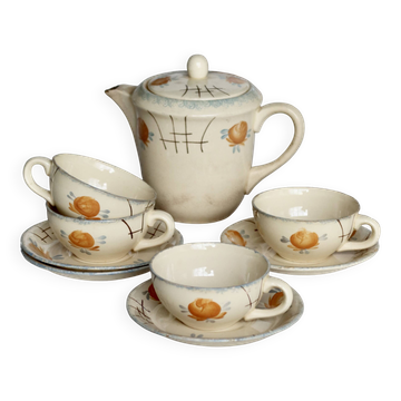 4 tasses à café vintage faïence ivoire et sous-tasses - Motif fleuri