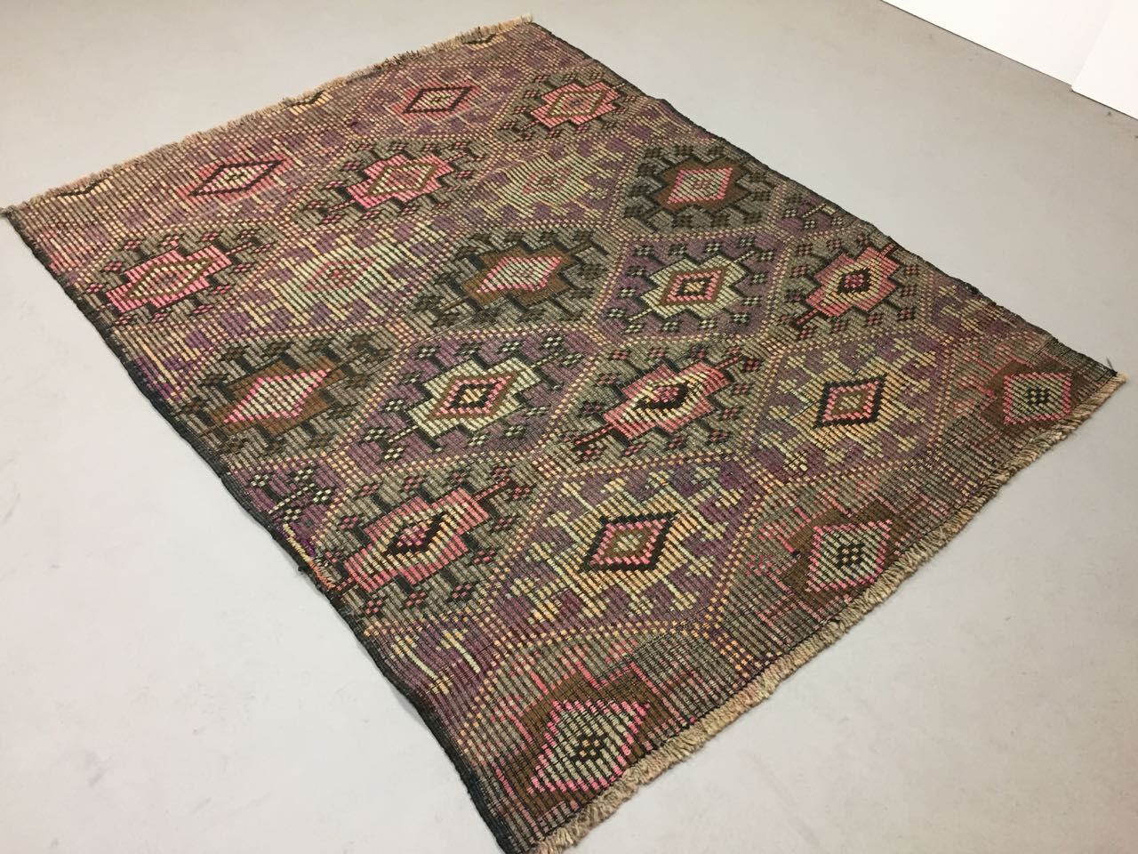 Turkish Kilim Rug 186x148cm