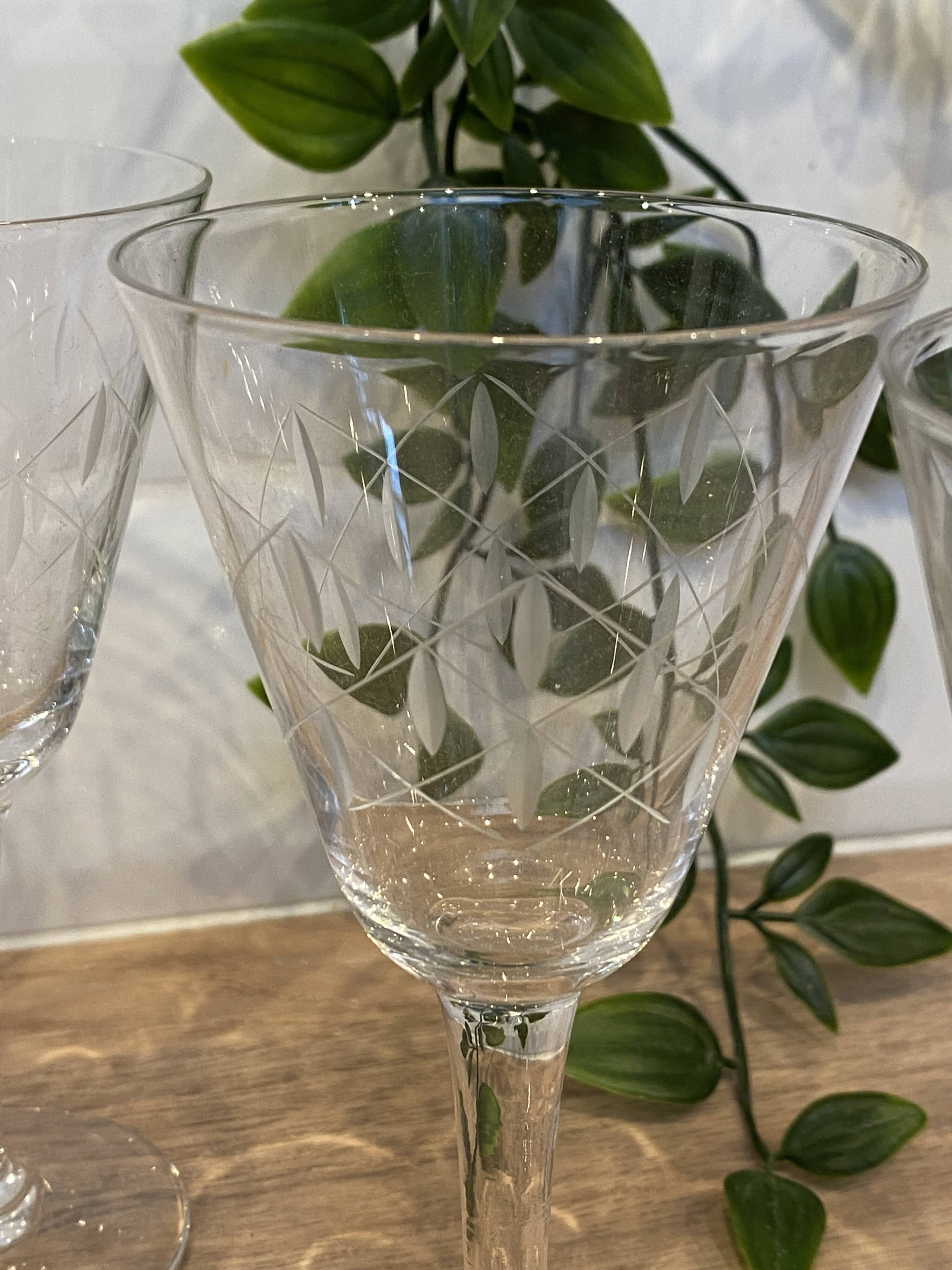Set of 8 engraved wine glasses