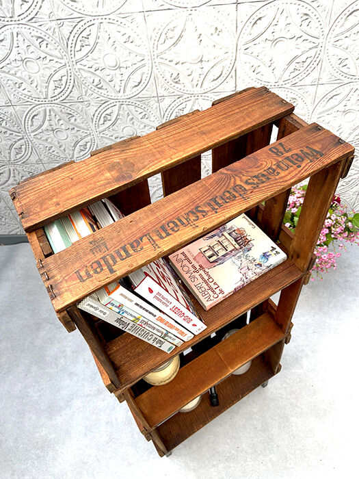 Shelf old wine box