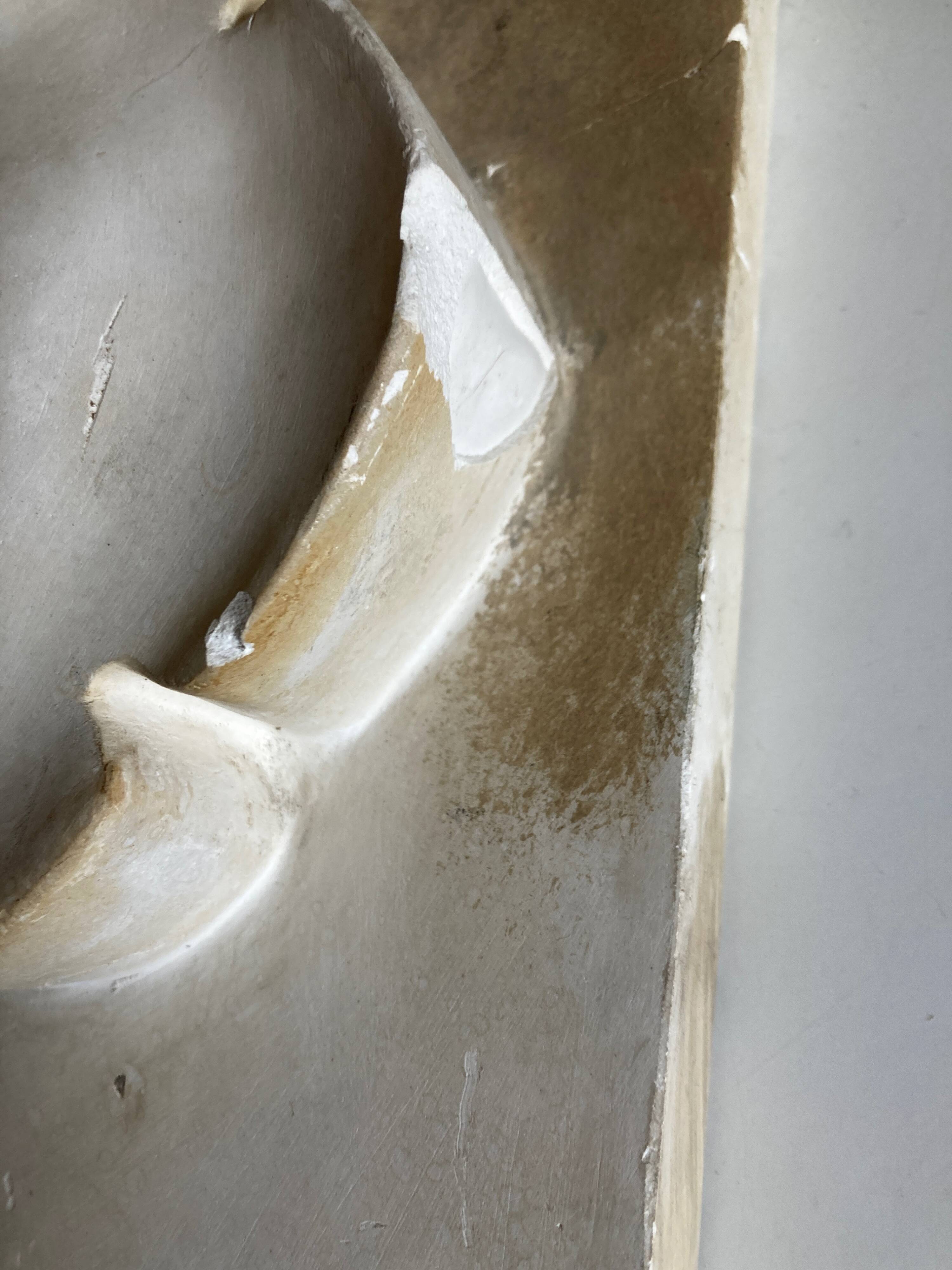 Gothic Trefoil High Relief Wall Plaster Work Proof 1980