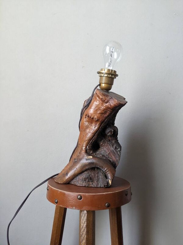 Pied de lampe bois d'olivier art populaire décoration campagne