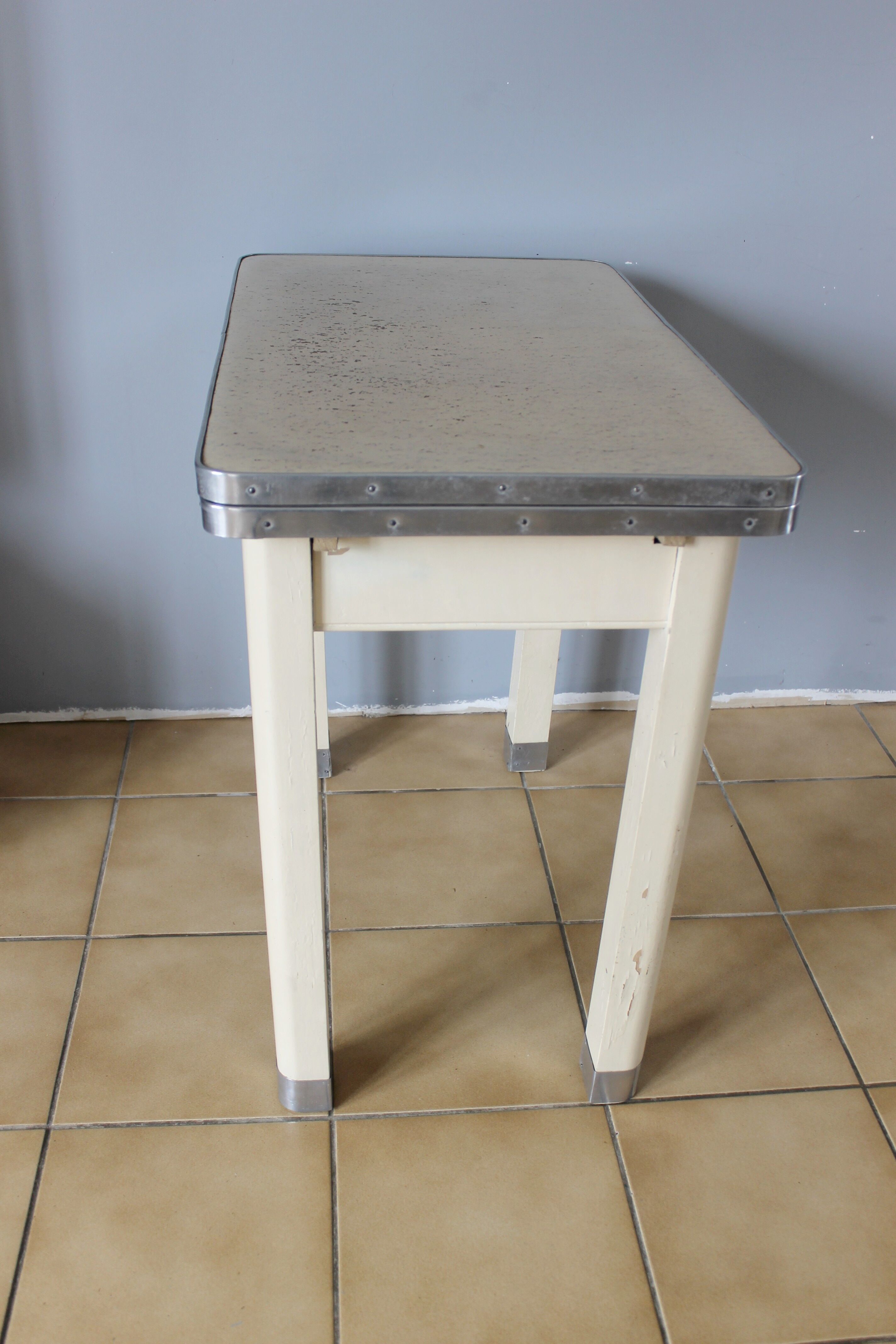 1950s vintage extension kitchen table