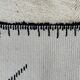 Tapis berbere blanc et noir moderne beni ouarain 200x300 cm