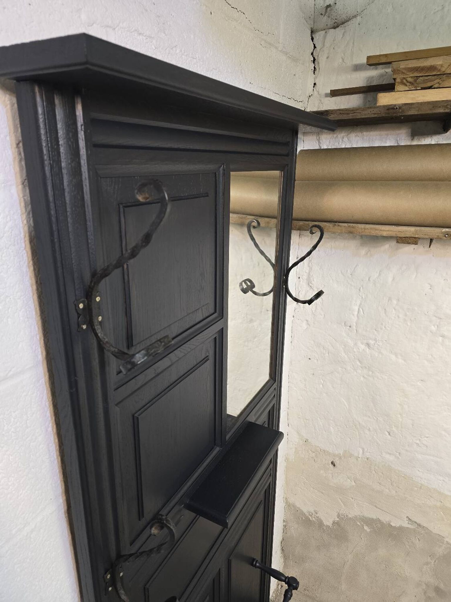 Entrance hall from around 1930 repainted